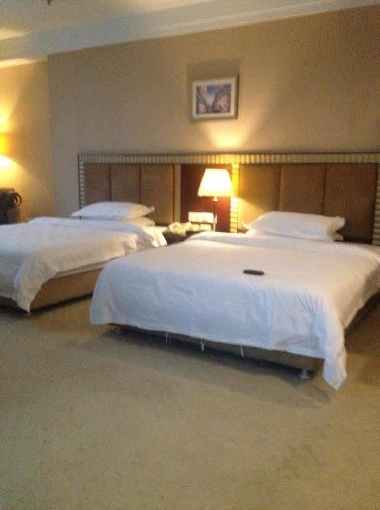 Jun Hao Hotel Ντονγκουάν Εξωτερικό φωτογραφία