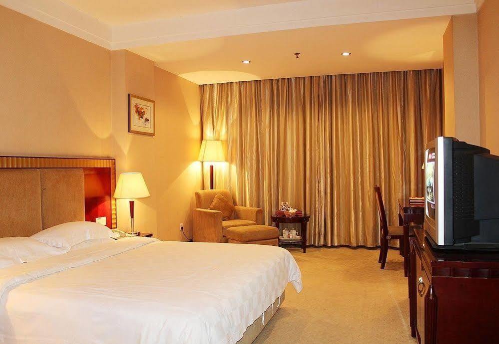 Jun Hao Hotel Ντονγκουάν Εξωτερικό φωτογραφία