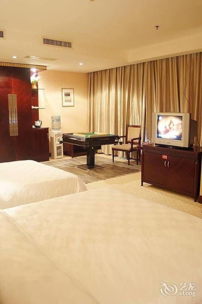 Jun Hao Hotel Ντονγκουάν Εξωτερικό φωτογραφία