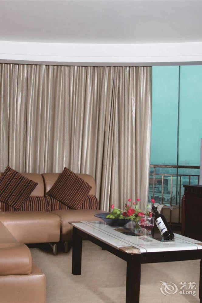 Jun Hao Hotel Ντονγκουάν Εξωτερικό φωτογραφία